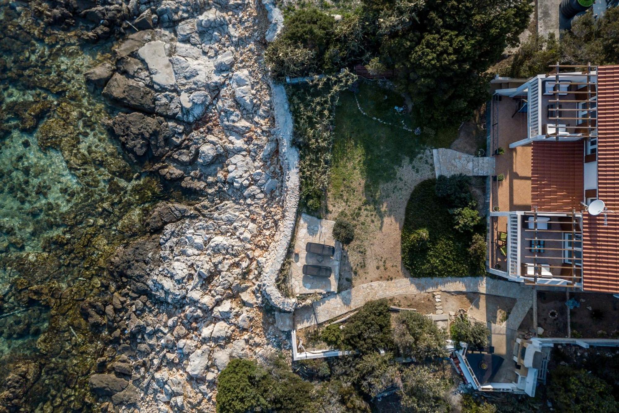 Apartments By The Sea Milna, Vis - 8946 Rukavac  Exterior photo